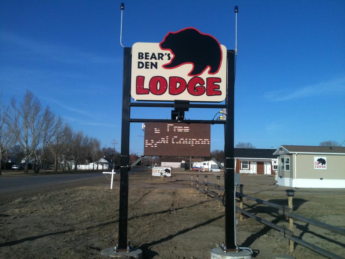 Bear'S Den Lodge Shaunavon Exterior foto
